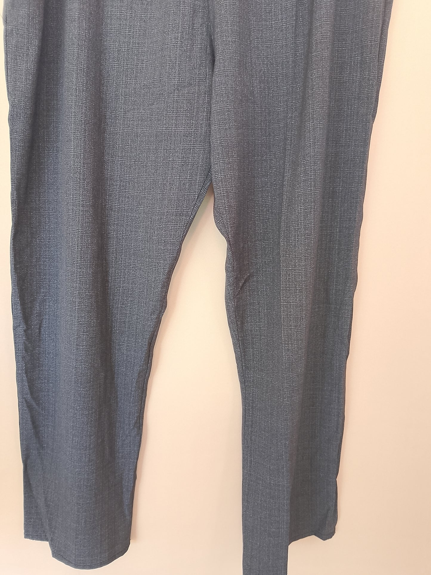 Pantaloni de damă casual, cu textură plisată, talie elastică - Confort și stil pentru fiecare zi!