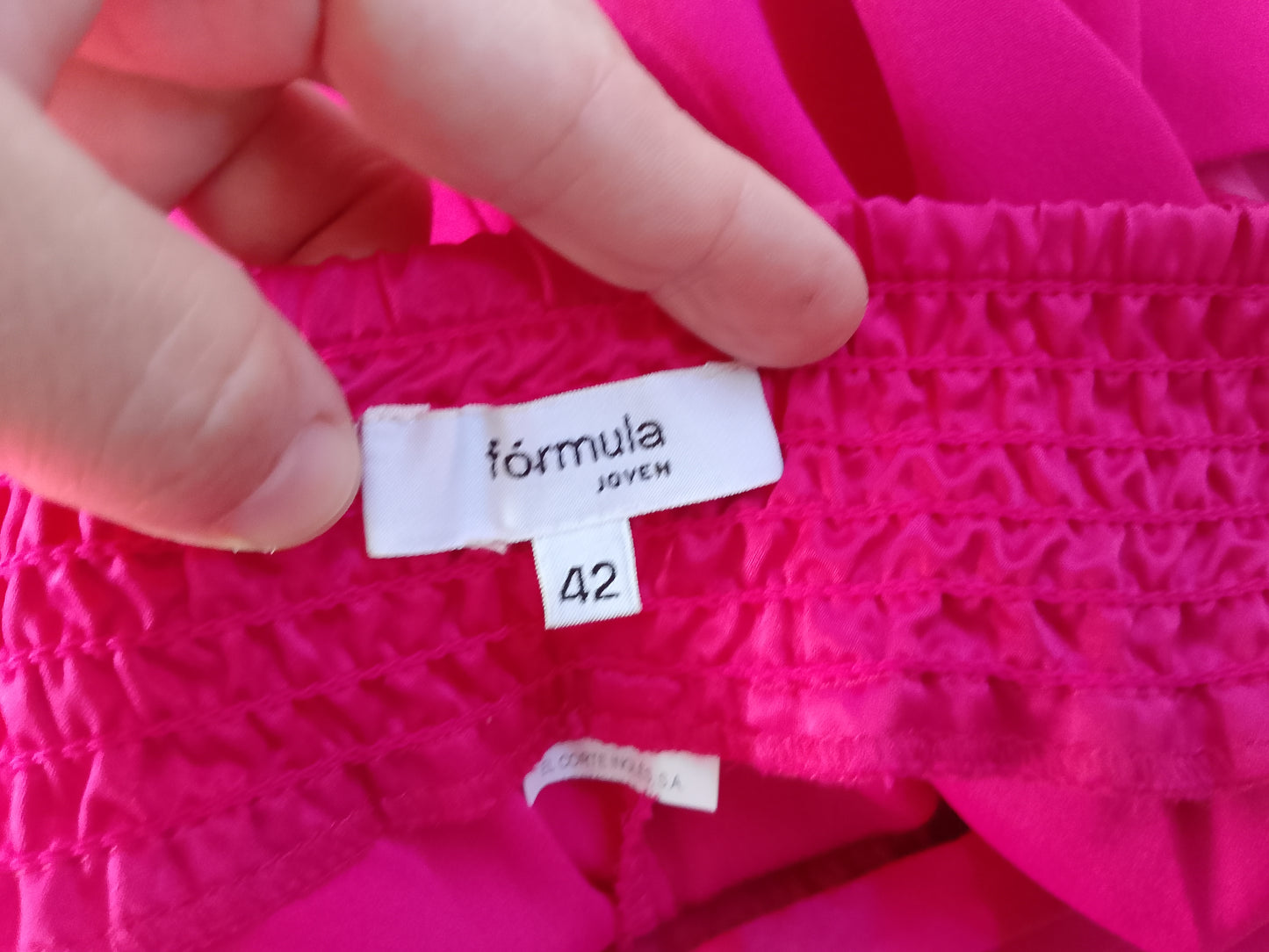 Pantaloni Culottes Roz Fucsia - O Declarație de Stil și Eleganță! Marime 42.