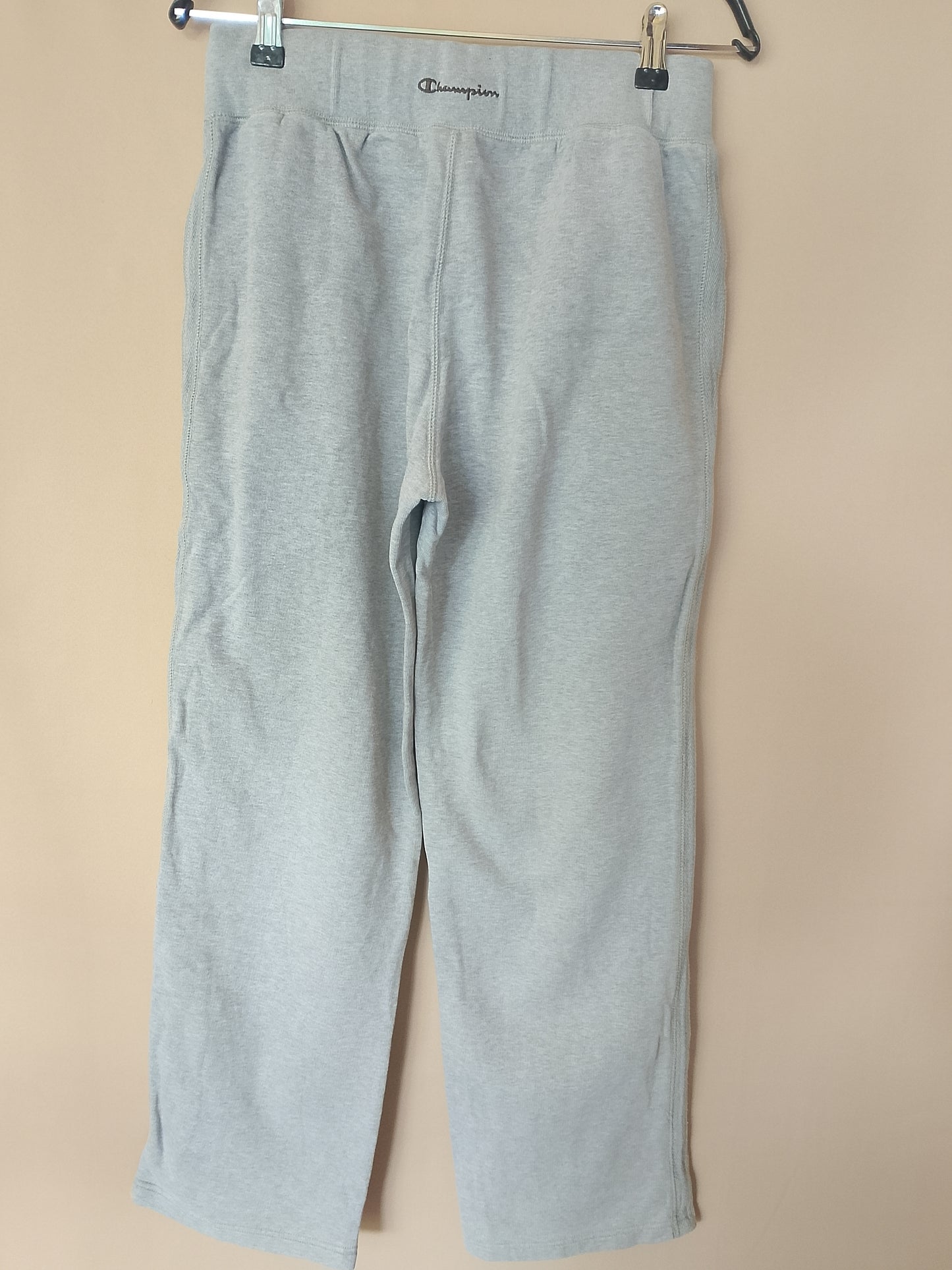 Pantaloni Sport Champion - Confort Absolut pentru Zilele Tale Active!