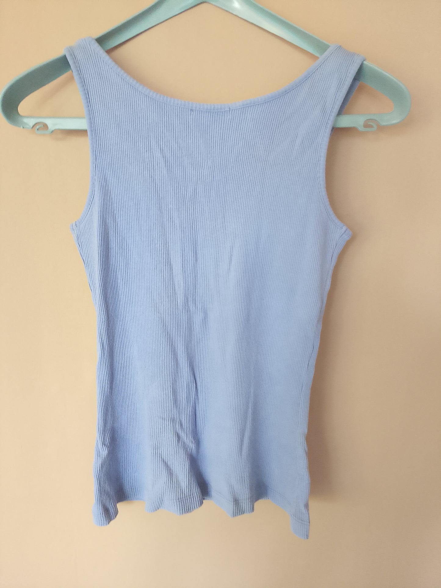 Top/Maiou cu Nervuri Bleu - O Îmbrățișare de Confort pentru Vară!