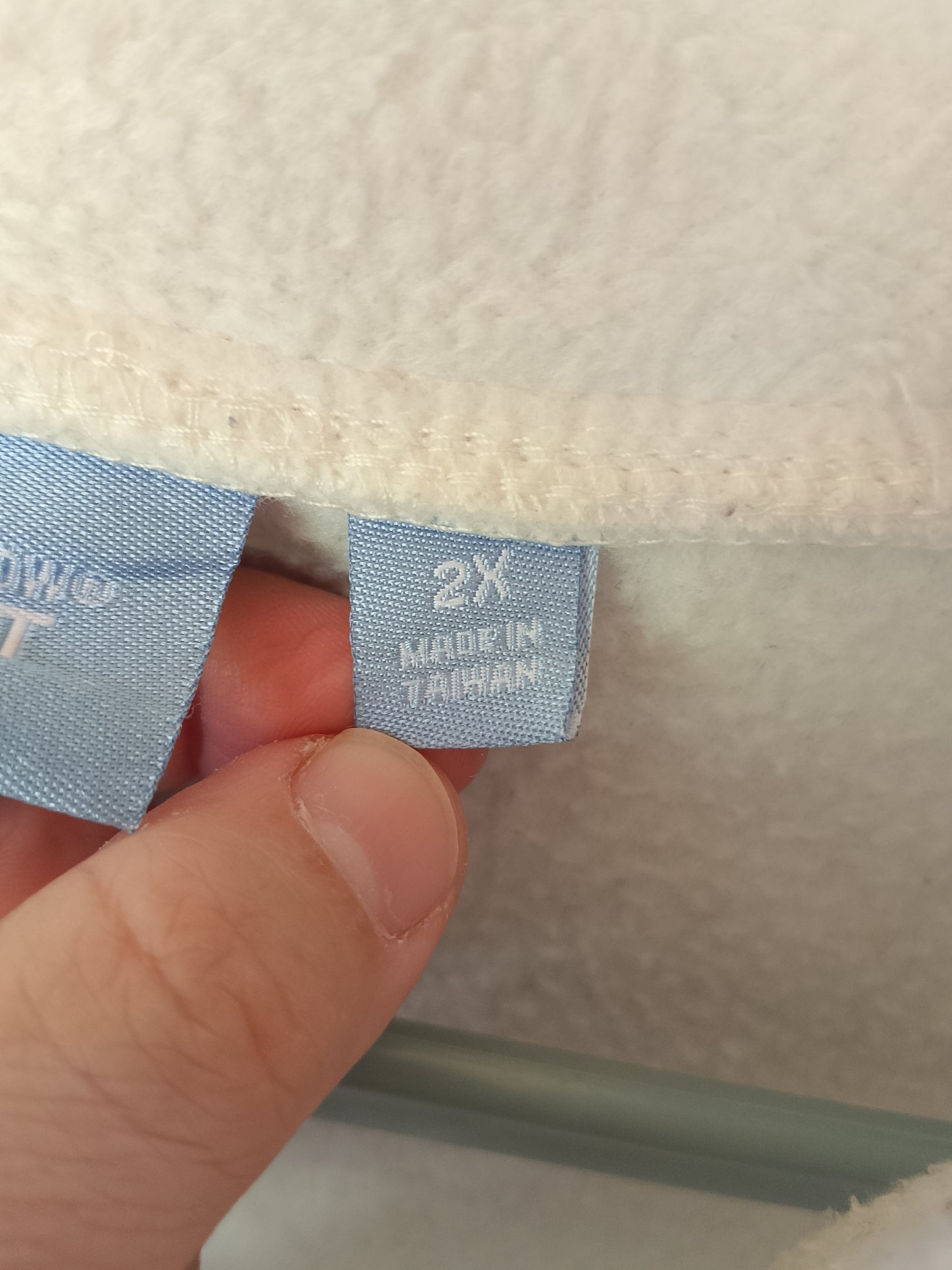 Păstrează-ți confortul și stilul cu acest hanorac fleece Croft & Barrow! Marime 2X