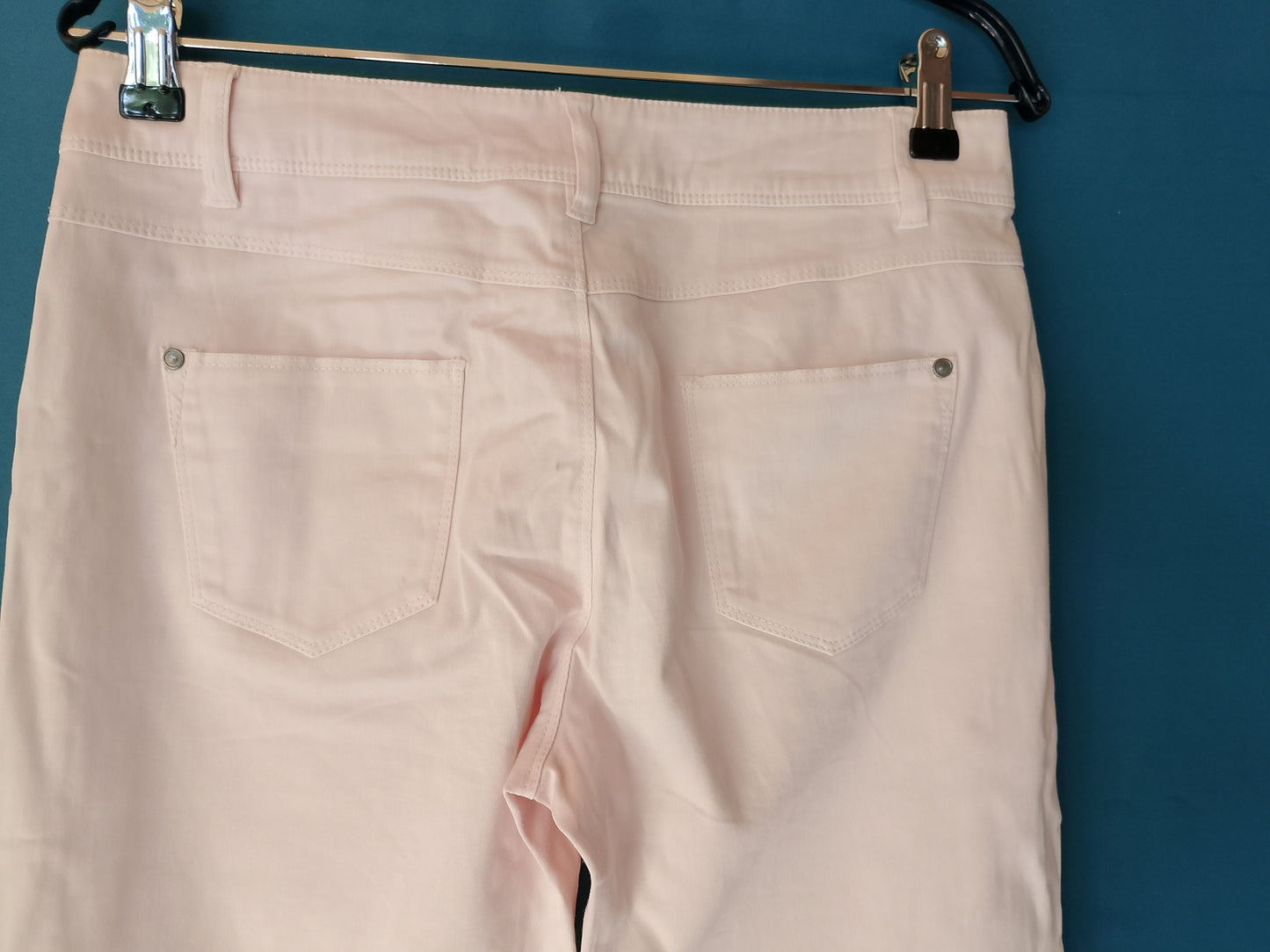 Blugi skinny roz deschis 'CAMAIEU', mărimea 38 - Perfect pentru ținute casual chic!