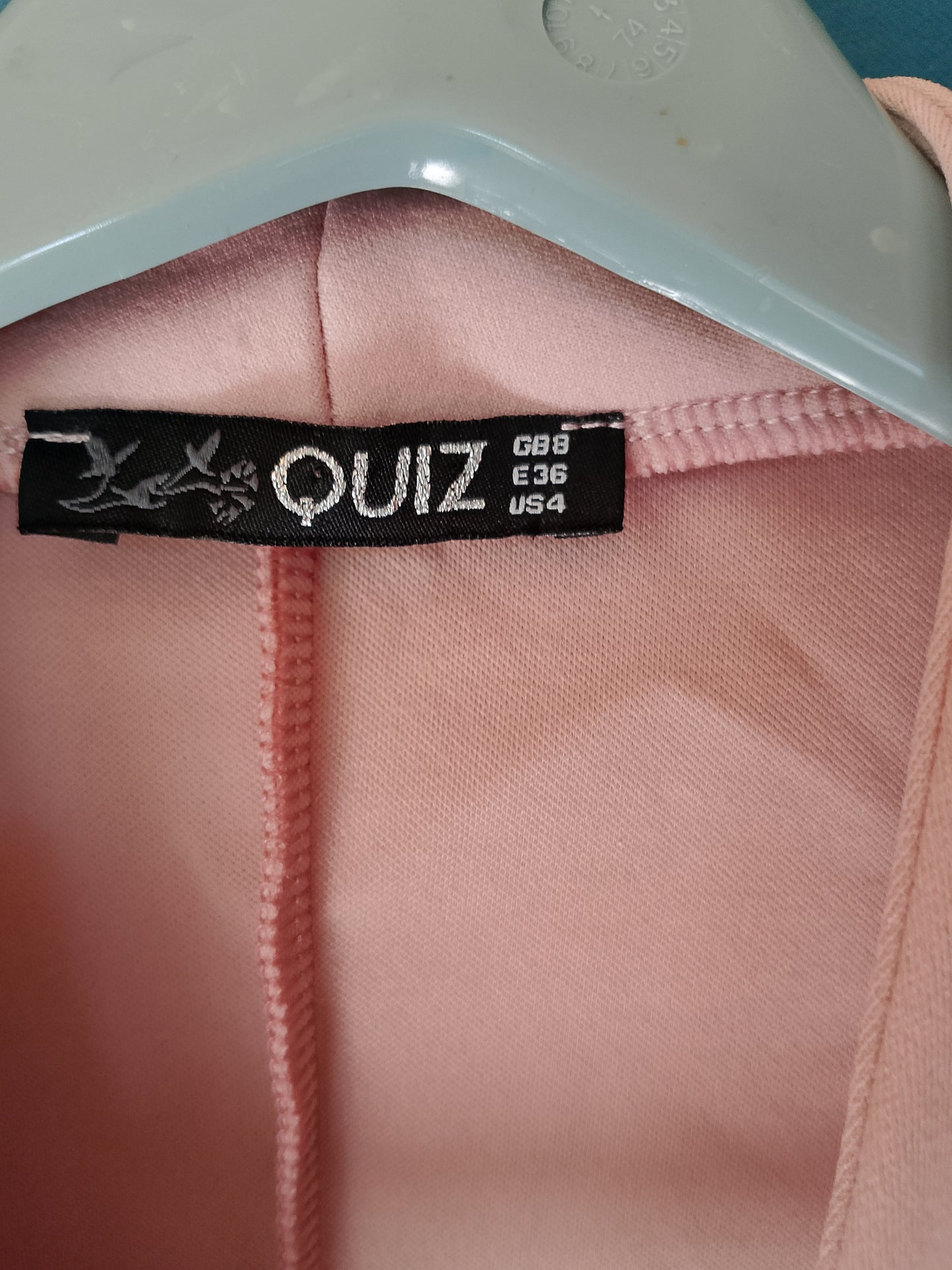 Bolero Elegant 'QUIZ', Culoare Roz Pudră, Mărimea XS - Adaugă un plus de rafinament ținutei tale!