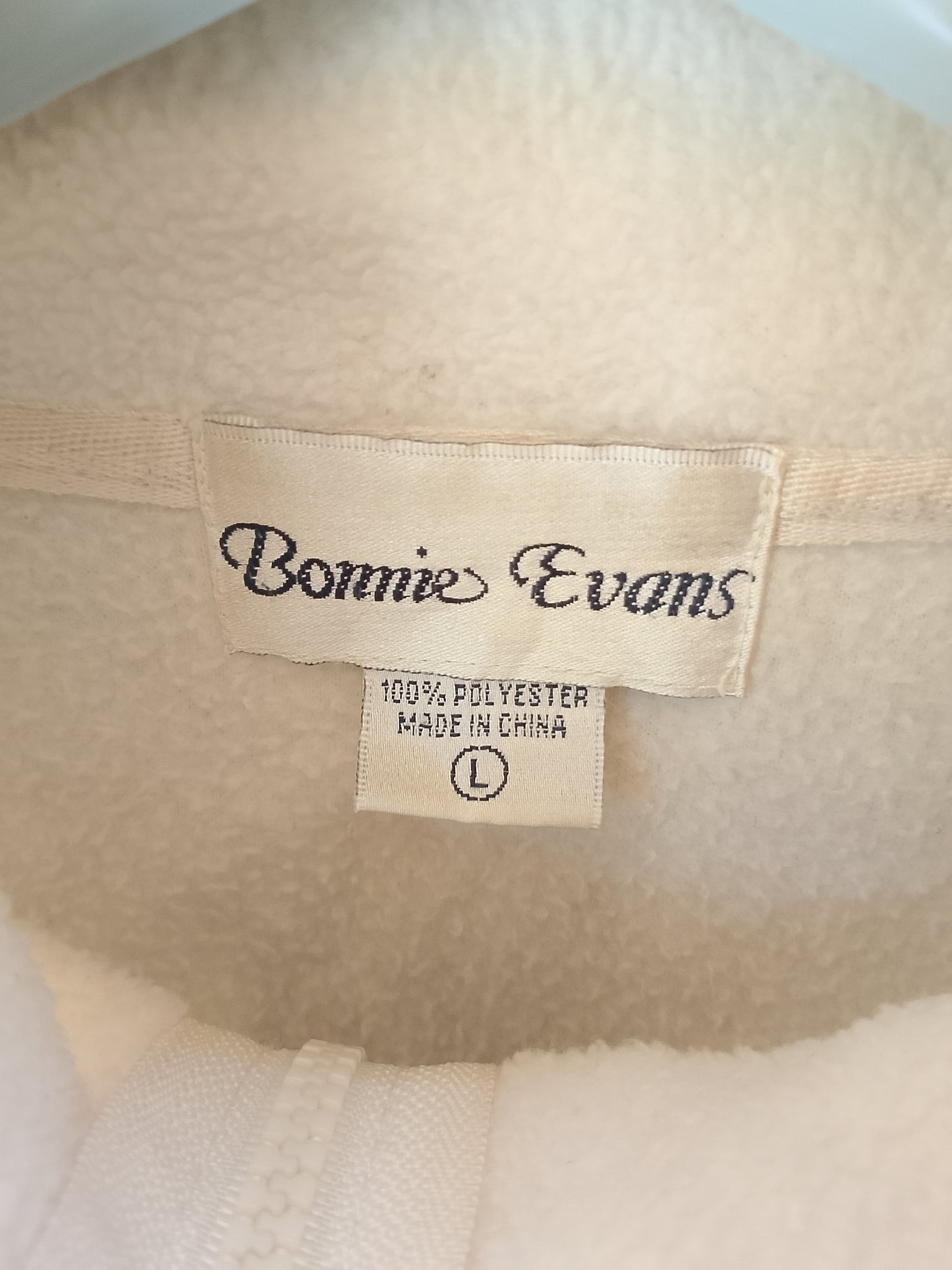 Jachetă de Fleece cu Broderie Elegantă, Mărimea L - Confort și Stil în sezonul rece!