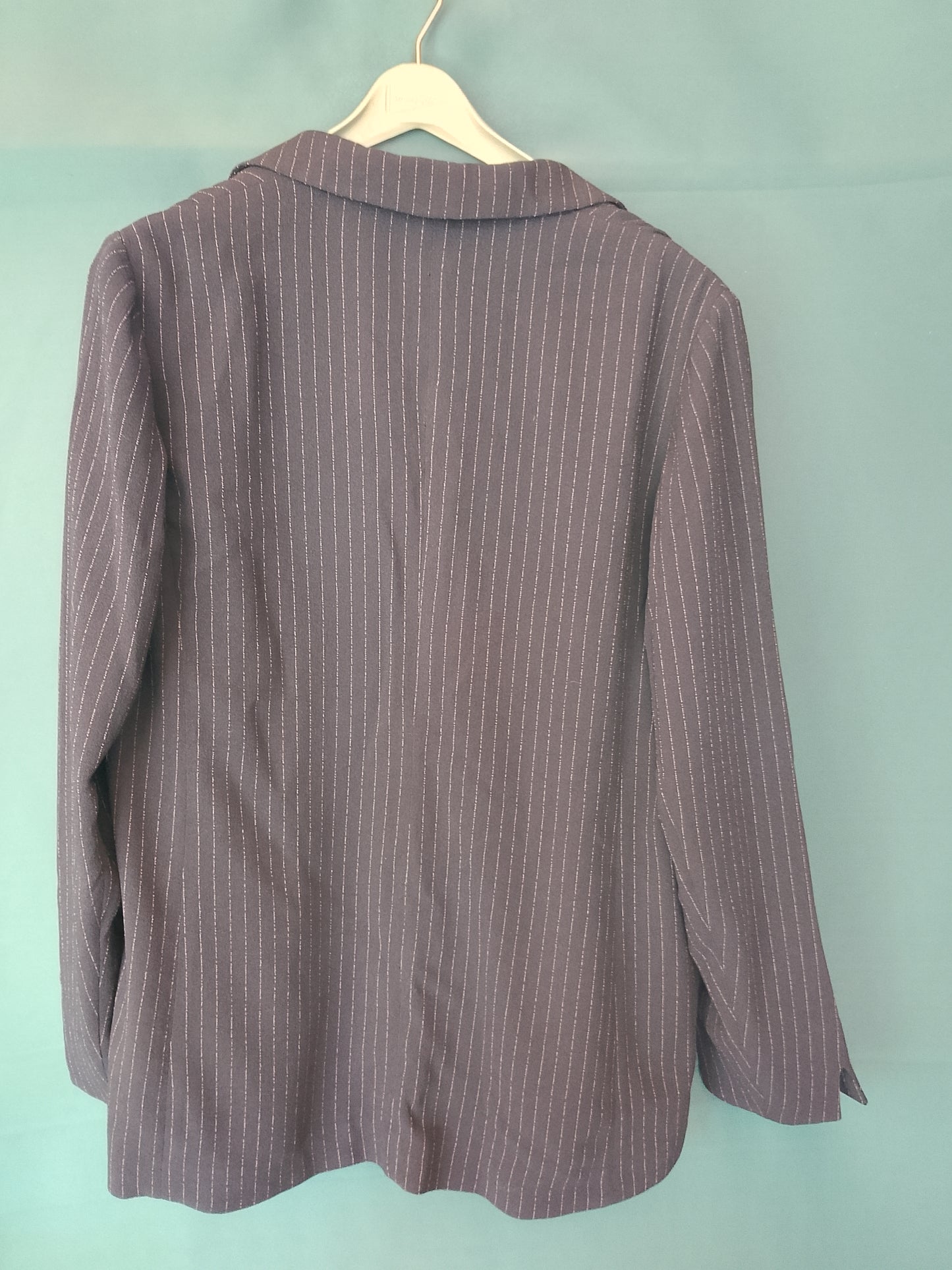 Sacou de damă 'Yessica by C&A', cu dungi fine, Culoare Gri - Eleganță și stil office!