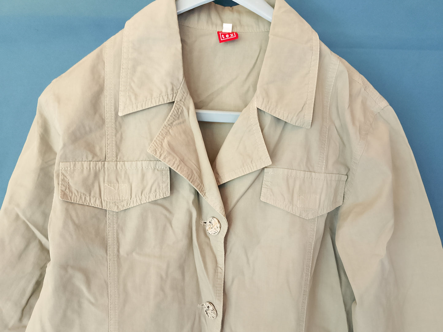 Jachetă Cargo de damă, Culoare Bej, Mărimea P, Buzunare frontale - Stil Casual Clasic!
