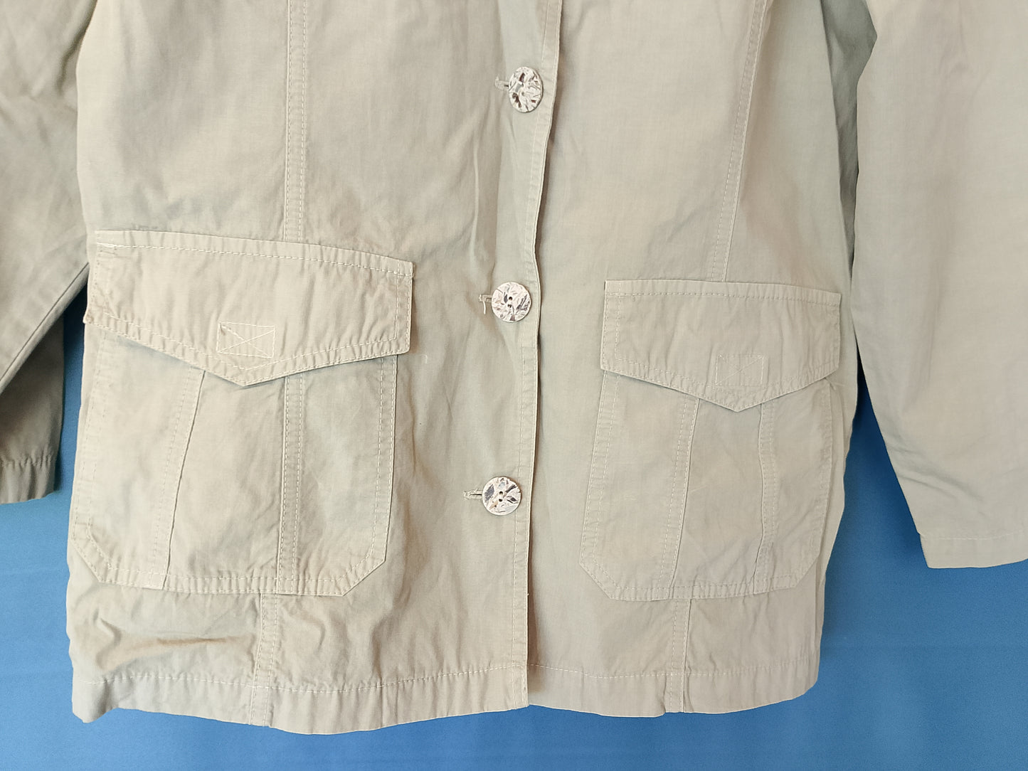 Jachetă Cargo de damă, Culoare Bej, Mărimea P, Buzunare frontale - Stil Casual Clasic!