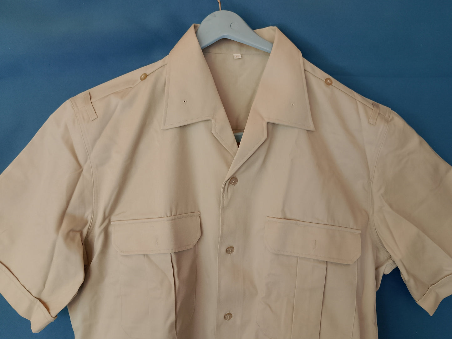 Cămașă Uniformă Clasic Militar/Pompier, Mărimea 42 (L), Culoare Bej Deschis - Piesa de Colecție sau Uniformă Funcțională!