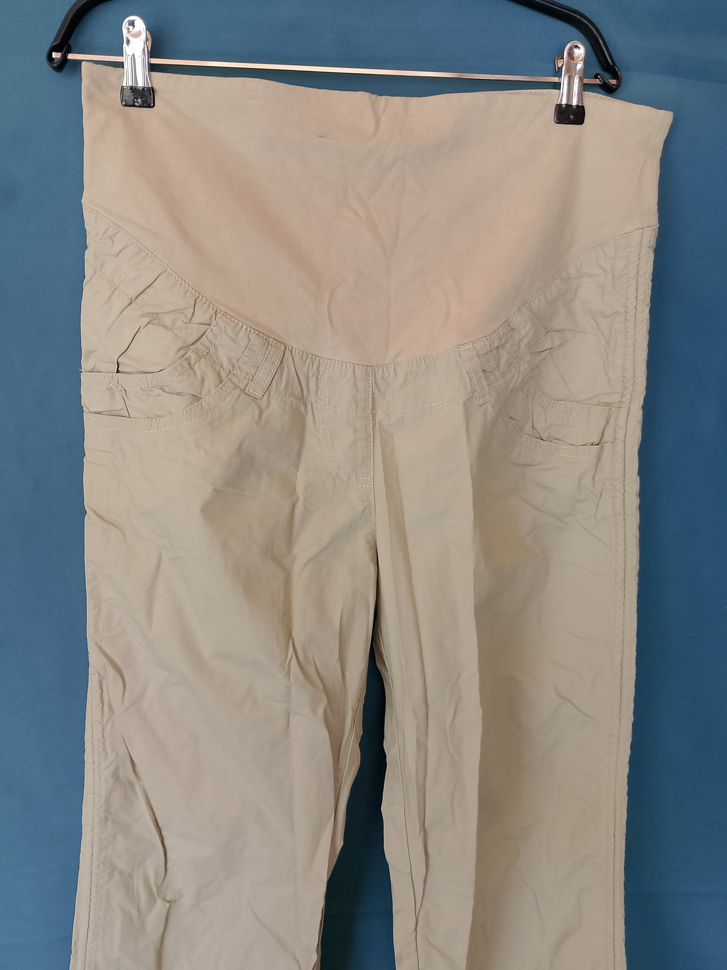 Pantaloni Casual de Maternitate 'C&A', Mărimea 38, Culoare Bej - Confort și Stil pentru viitoarele mămici!