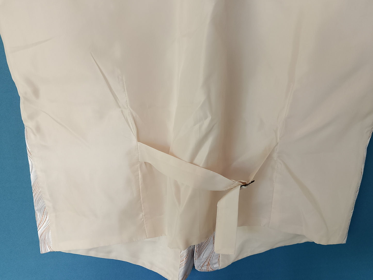 Vestă Elegantă de Bărbați BOCCOLA, mărimea 48 – Perfectă pentru Ocazii Speciale!