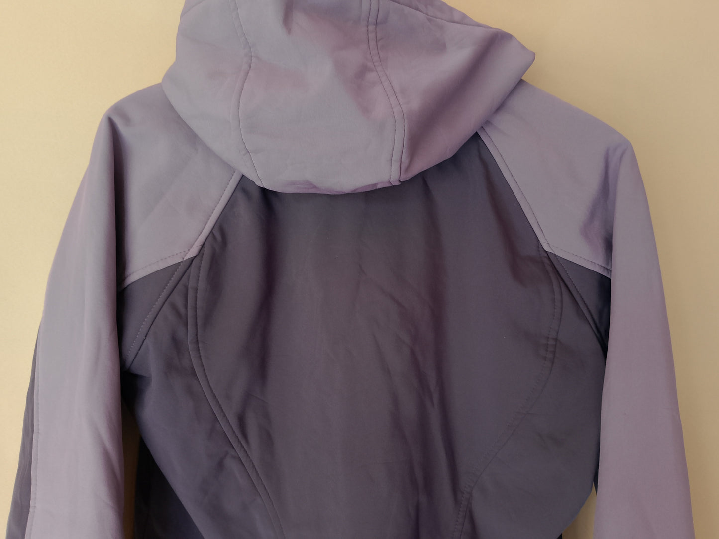 Geacă softshell Free Country, mov/gri, ideală pentru activități outdoor, mărimea M