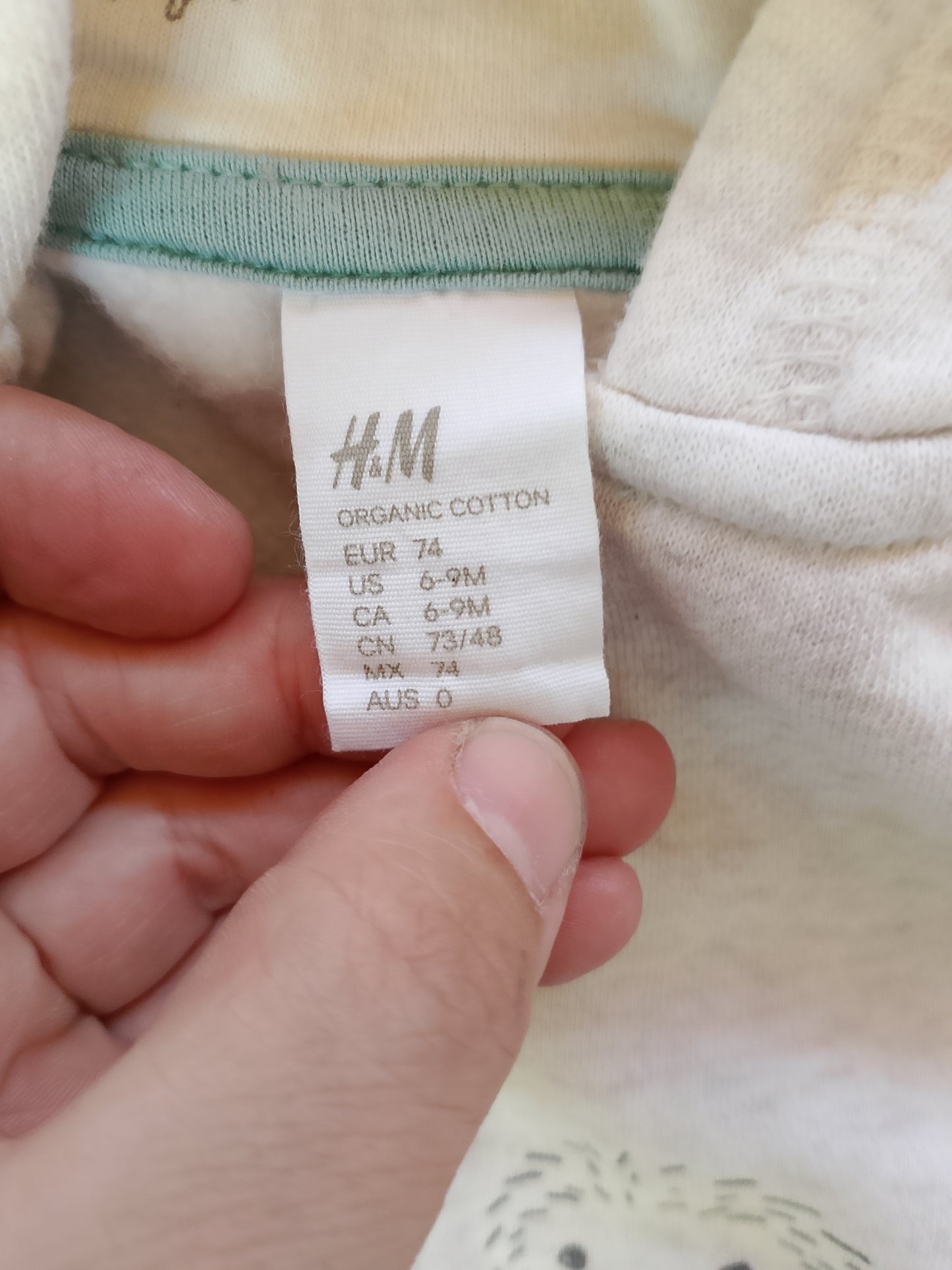 Jachetă cu glugă și urechi de ursuleț, H&M Organic Cotton, pentru bebeluși de 6-9 luni