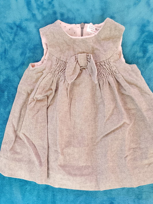 Rochie de bebeluș Zara Baby cu fundă - eleganță și stil pentru ocazii speciale! 9-12 luni.