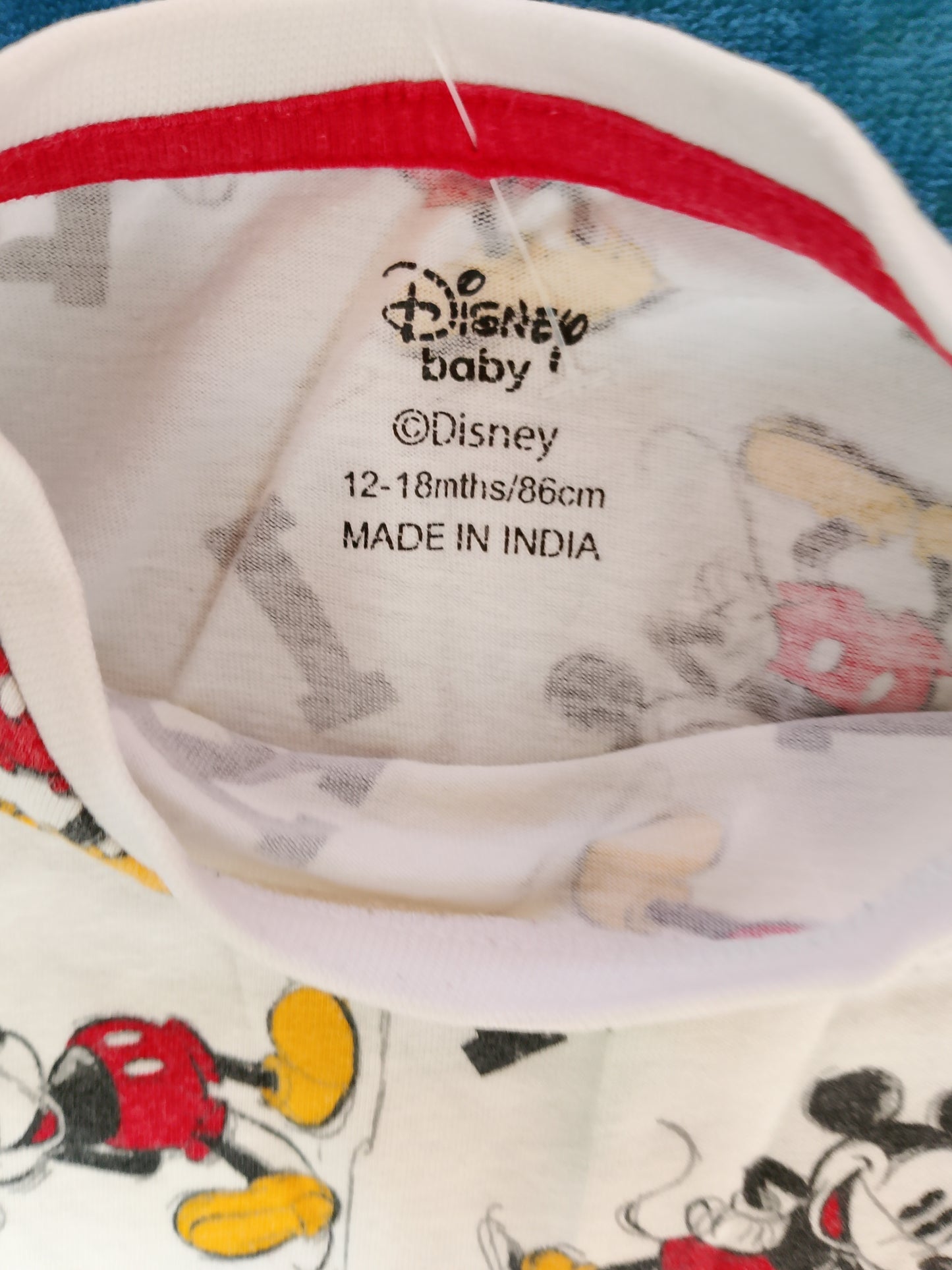 Tricou cu mânecă lungă Mickey Mouse - un clasic Disney pentru copii!  12- 18 luni.