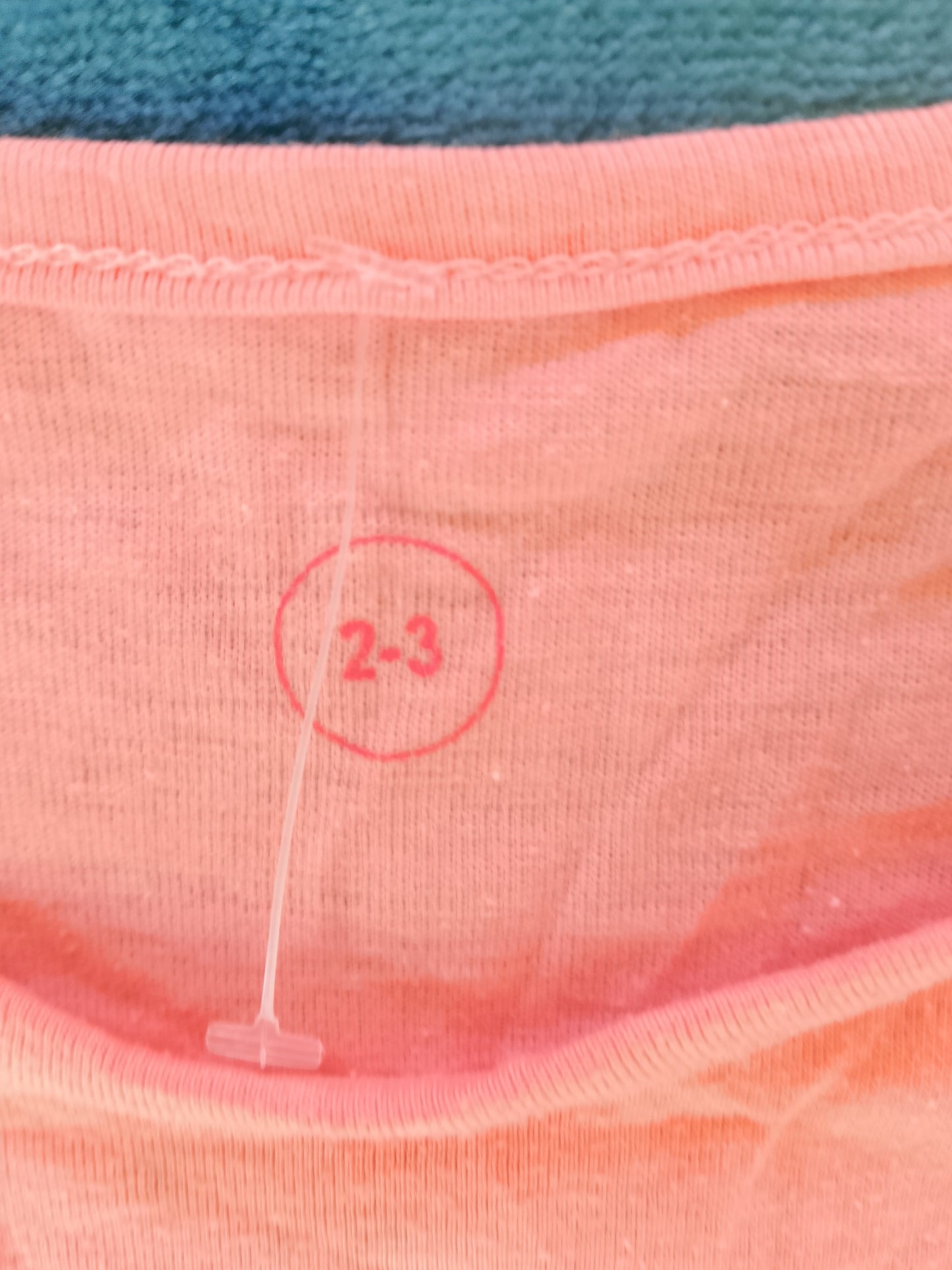Tricou Copii "Strawberry Beat" Roz – Vesel și la Modă (2-3 Ani)!