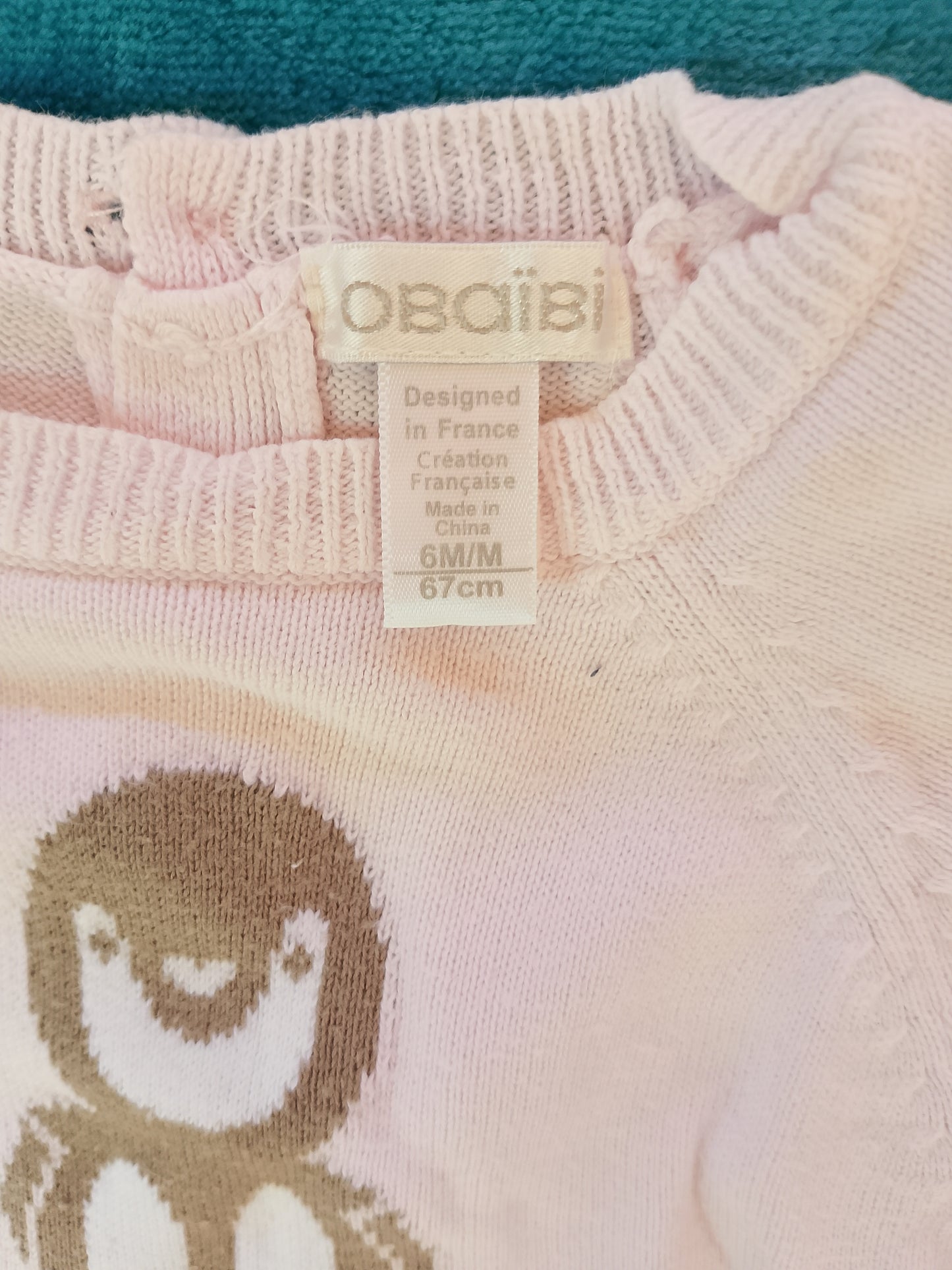 Bluză Tricotată ObaiBi Roz cu Pinguin – Adorabilă și Confortabilă (6 Luni / 67 cm)!