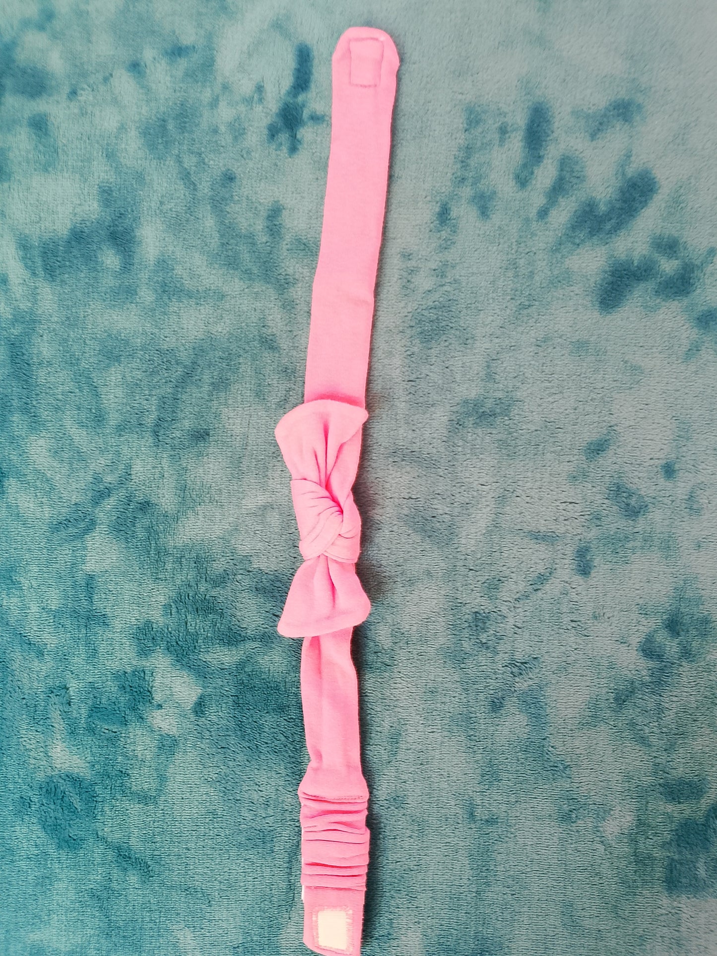Bentiță Roz cu Fundiță pentru Bebelusi/Fetițe – Adorabilă și Elegantă!