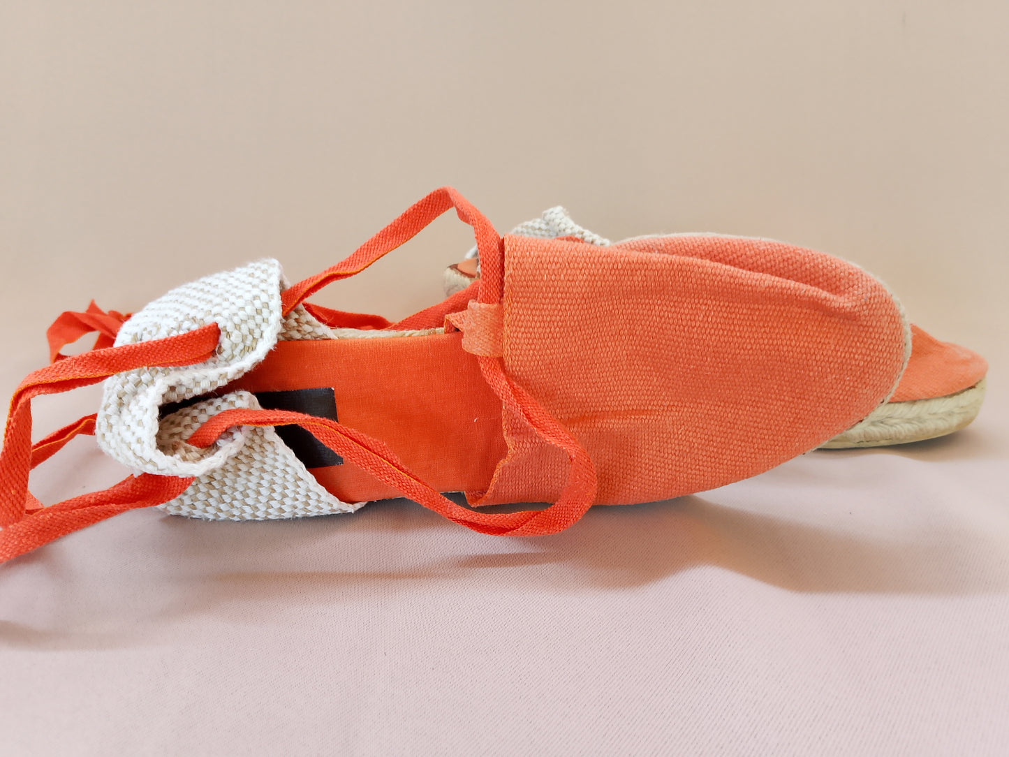 Espadrile Vibrante Portocalii cu Talpă de Iută – Accentu Perfect de Vară!