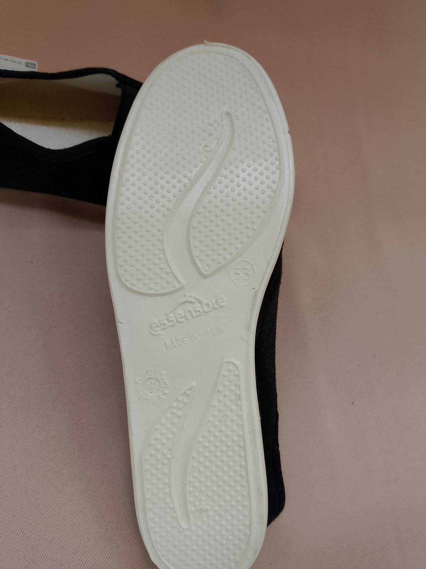 Tenisi/Baletini negri, pentru fetițe - Ideali pentru orele de sport și gimnastică!