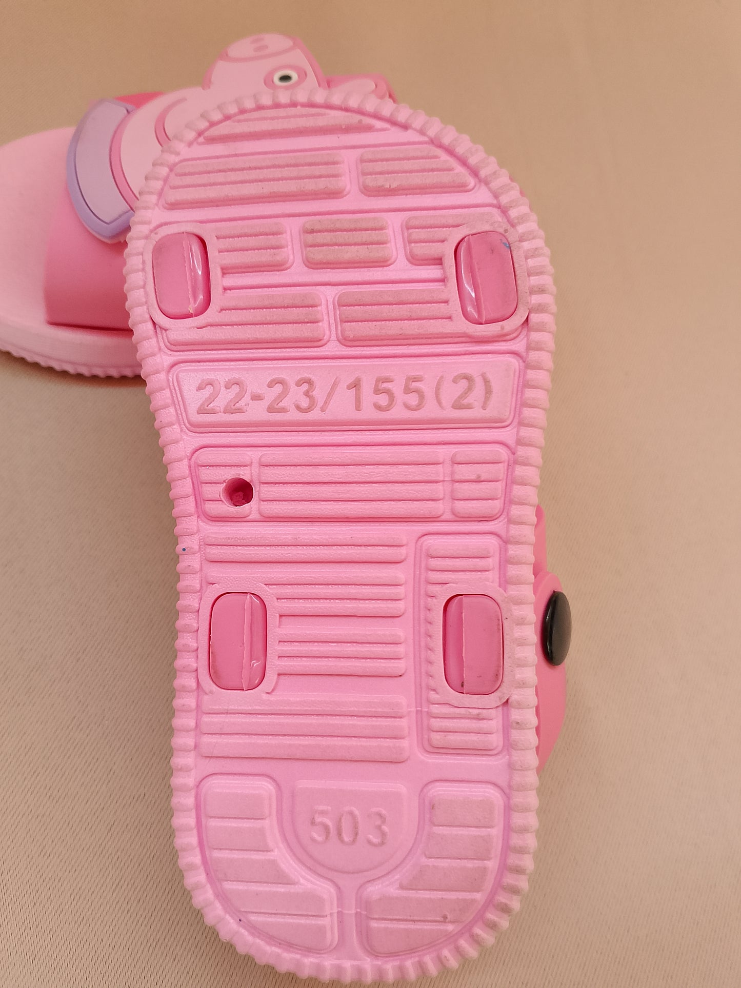 Sandale "Peppa Pig" pentru fetițe - Distracție garantată cu personajul preferat! Marime 22-23