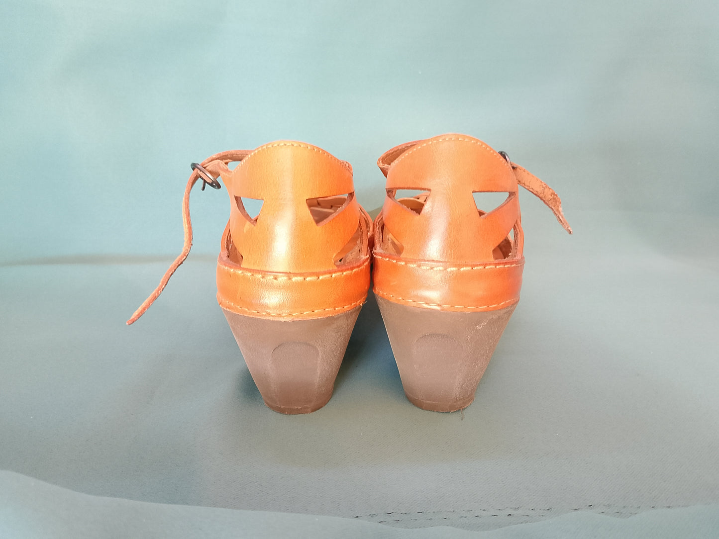 Sandale Dama Clarks Maro Portocaliu, din Piele, Tip Fisherman - Confort și Stil