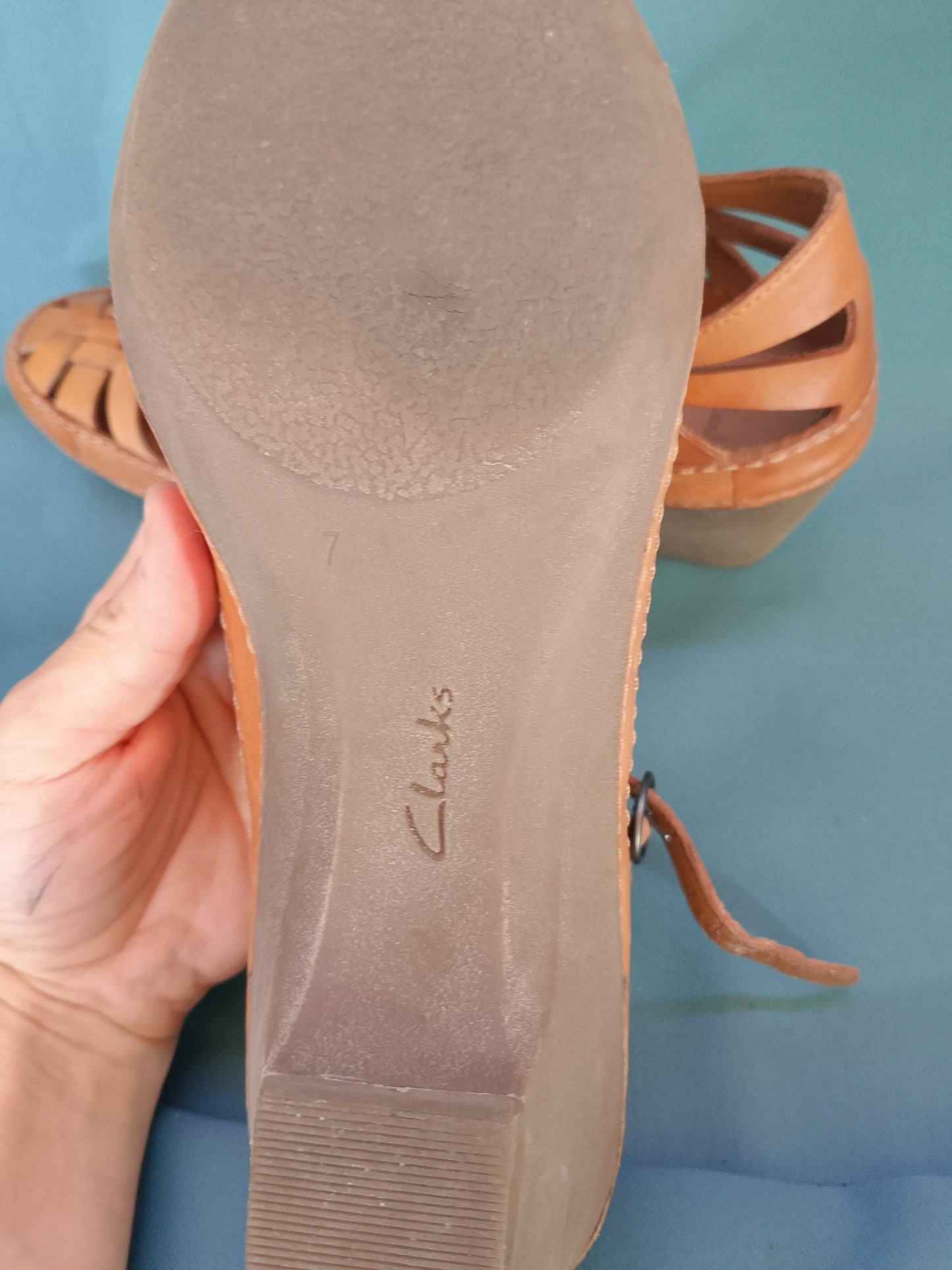 Sandale Dama Clarks Maro Portocaliu, din Piele, Tip Fisherman - Confort și Stil