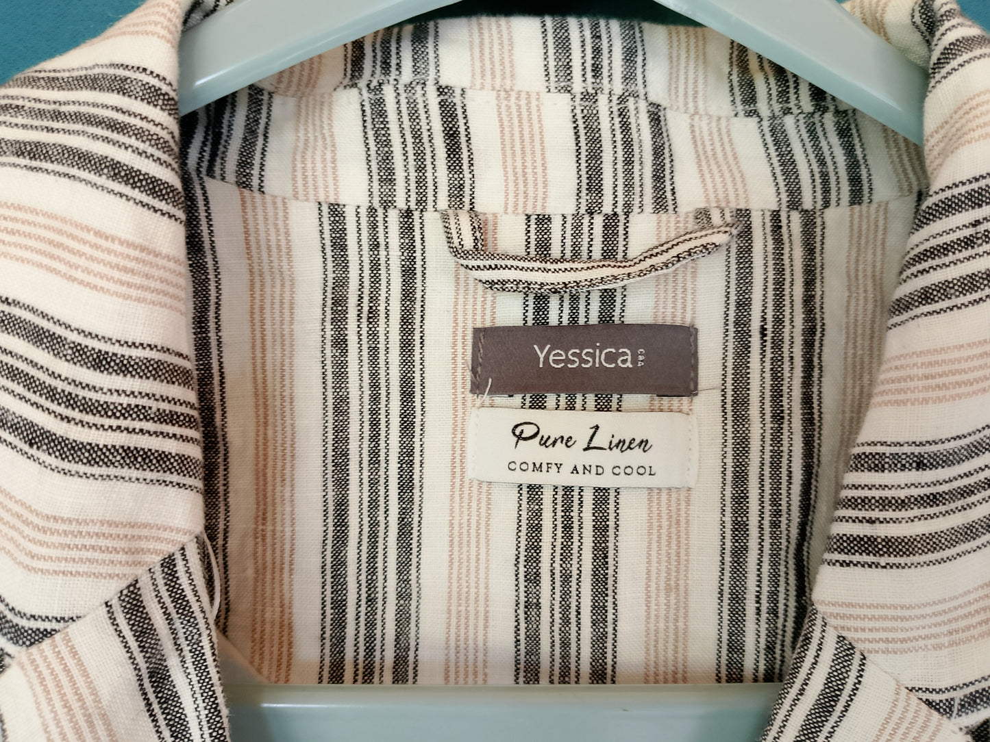 Chic cu Dungi: Sacou Lejer Elegance Line – Stil Clasic Reinterpretat!