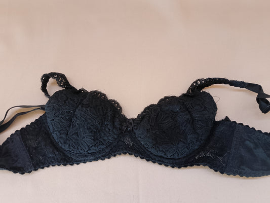 Secretul Perfect: Sutien Chicca Push-Up cu Gel – Confort și Volum Sedicator! 70 B