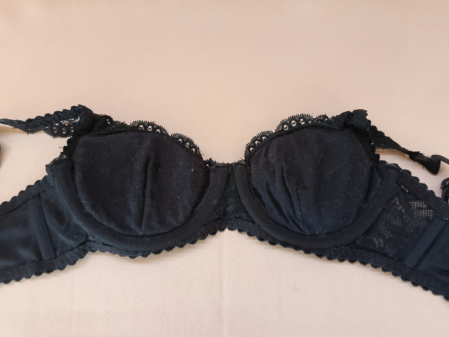 Secretul Perfect: Sutien Chicca Push-Up cu Gel – Confort și Volum Sedicator! 70 B