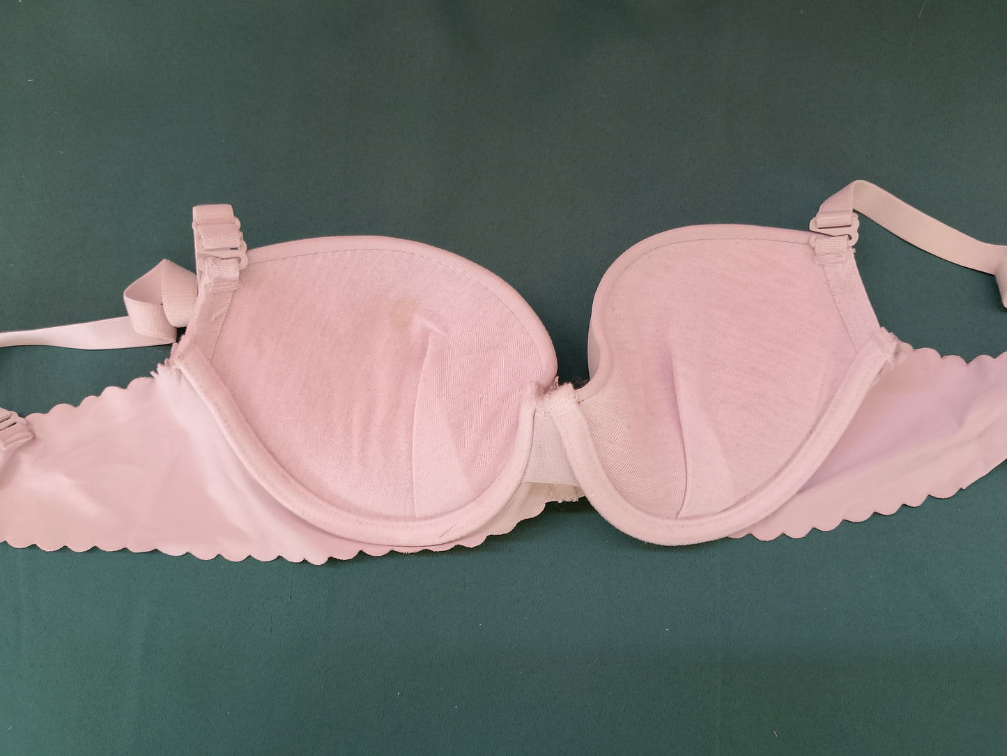 Subtilitate și Volum: Sutien Roz Pal (Nude) cu Push-Up Discret – Confort Invizibil!