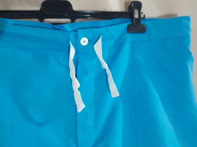 Pantaloni sanitari. Noi, fara eticheta. Talie 52 cm.  Marimea L.