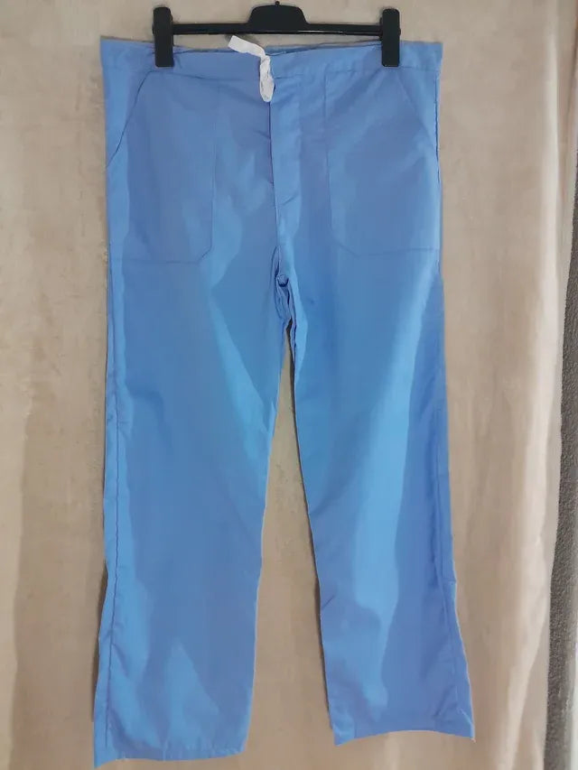Pantaloni sanitari. Unisex. Noi, fara eticheta. Marimea M.