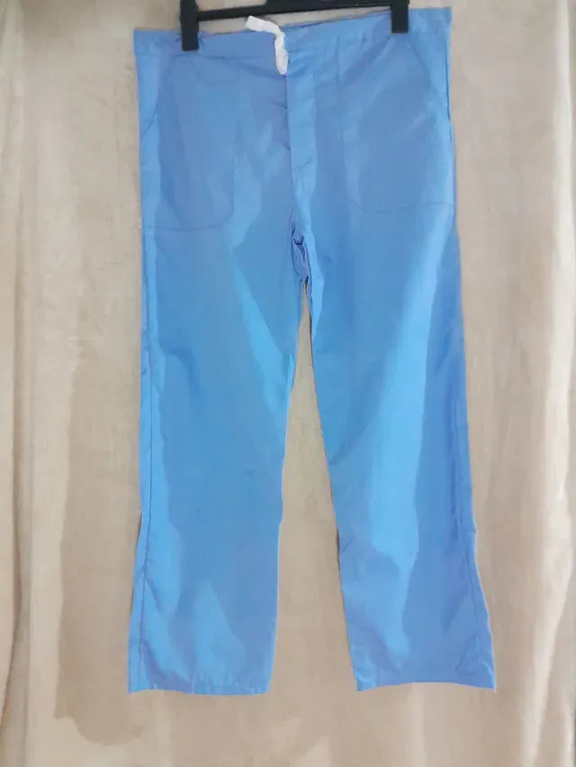 Pantaloni sanitari. Unisex. Noi, fara eticheta. Marimea M.