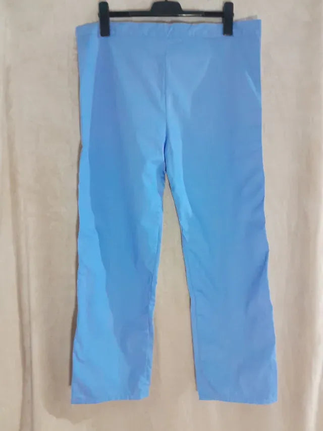 Pantaloni sanitari. Unisex. Noi, fara eticheta. Marimea M.