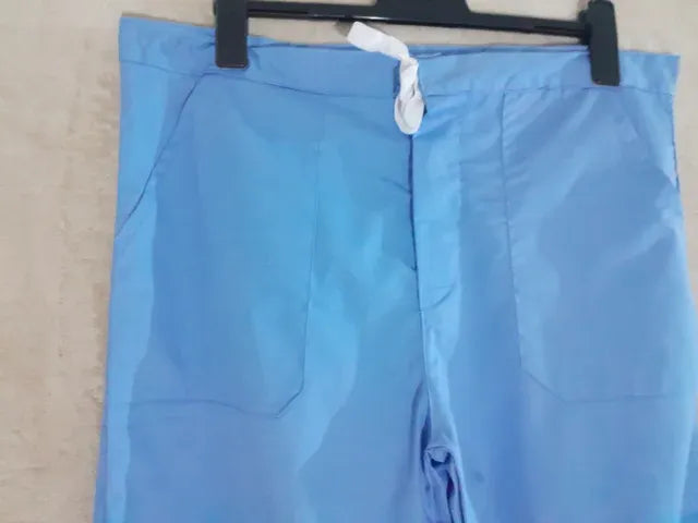 Pantaloni sanitari. Unisex. Noi, fara eticheta. Marimea M.