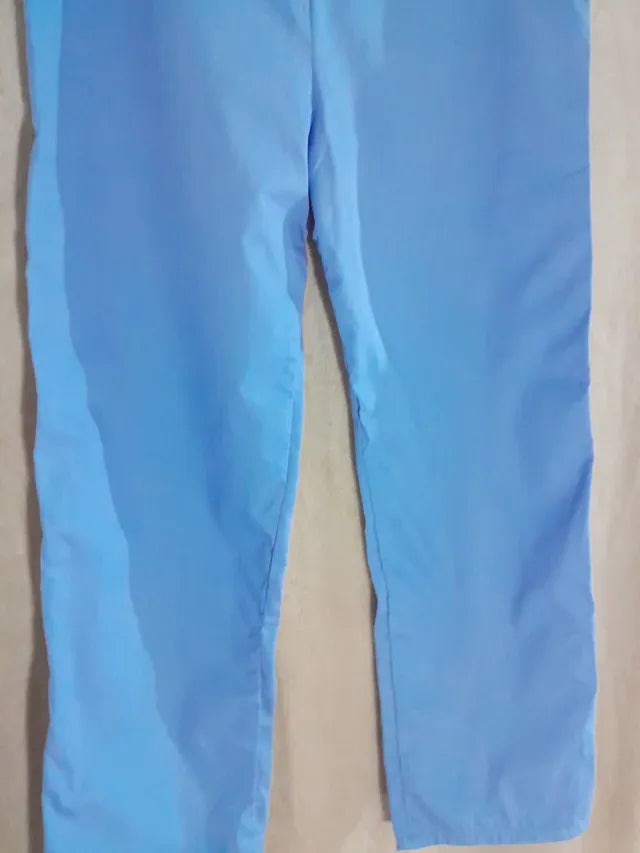 Pantaloni sanitari. Unisex. Noi, fara eticheta. Marimea M.