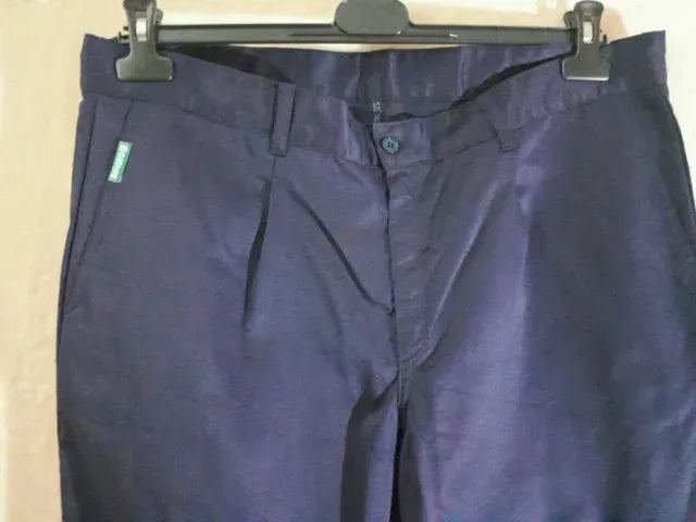 Pantaloni salopeta. Marime talie 50.