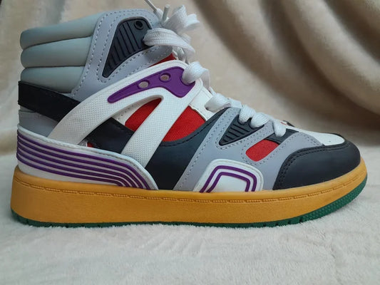 Adidasi multicolor. Noi. Fara eticheta. Marime 39.