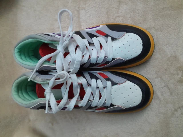 Adidasi multicolor. Noi. Fara eticheta. Marime 39.
