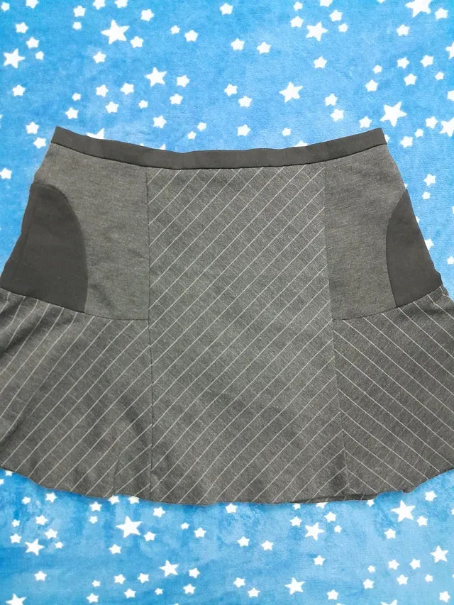 Fusta mini Sfera. Marime L/40. Noua.