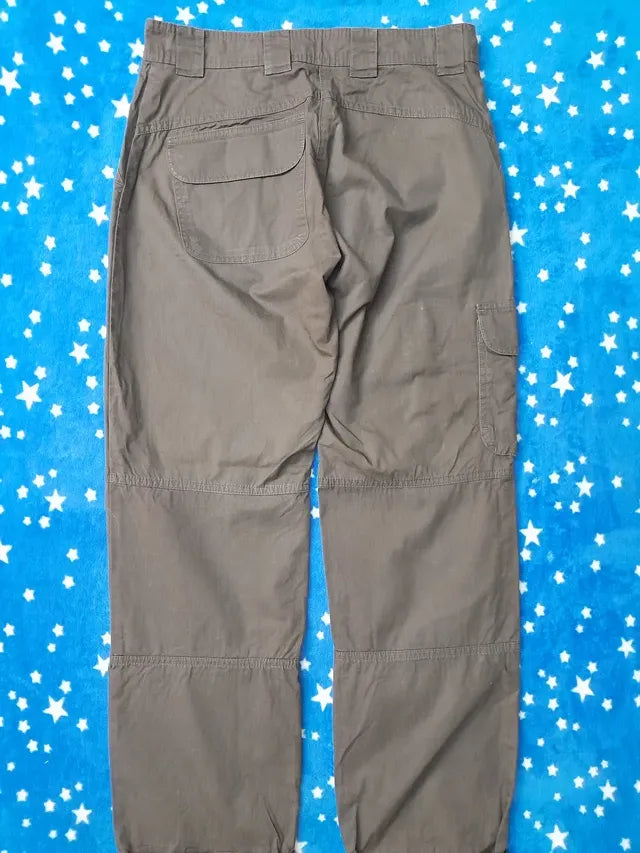 Pantaloni Quechua. Noi. Marimea 36.