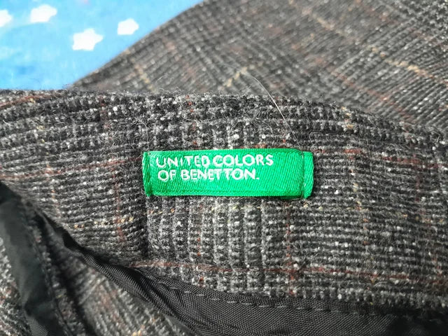 Pantaloni scurti. Marca United Colours of Benetton. Marimea S.